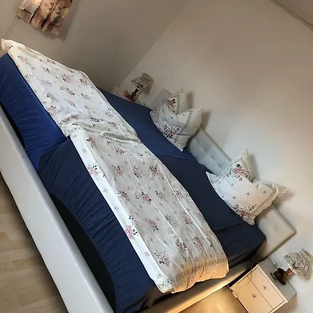 Auberg Apartment *
